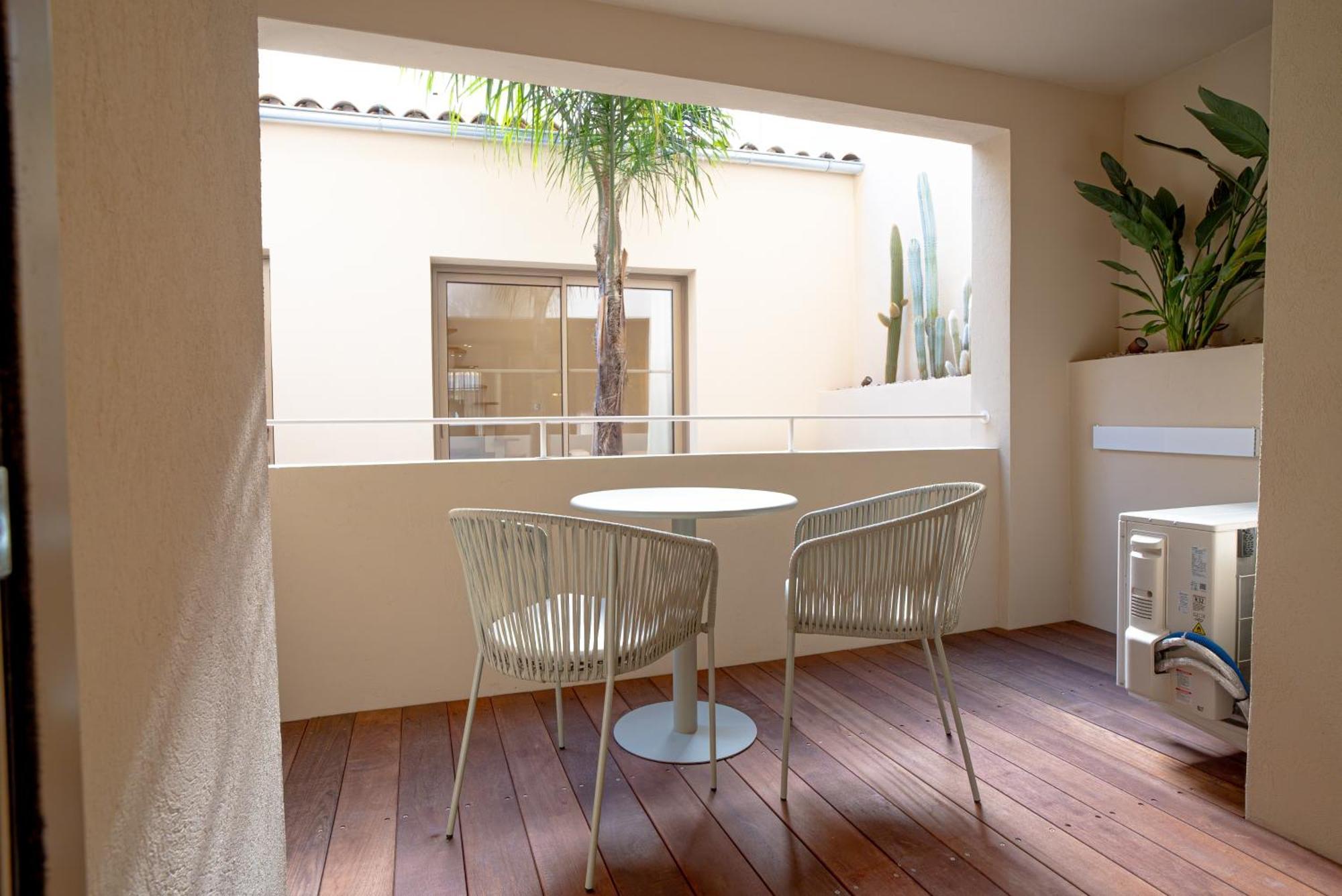 Studios Raffines Avec Terrasses - Plages, Ville Et Gare A Pied - Maison Raphael Saint-Raphaël Exterior foto